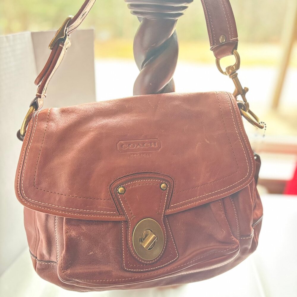Vintage Beautiful Coach Leather Bag